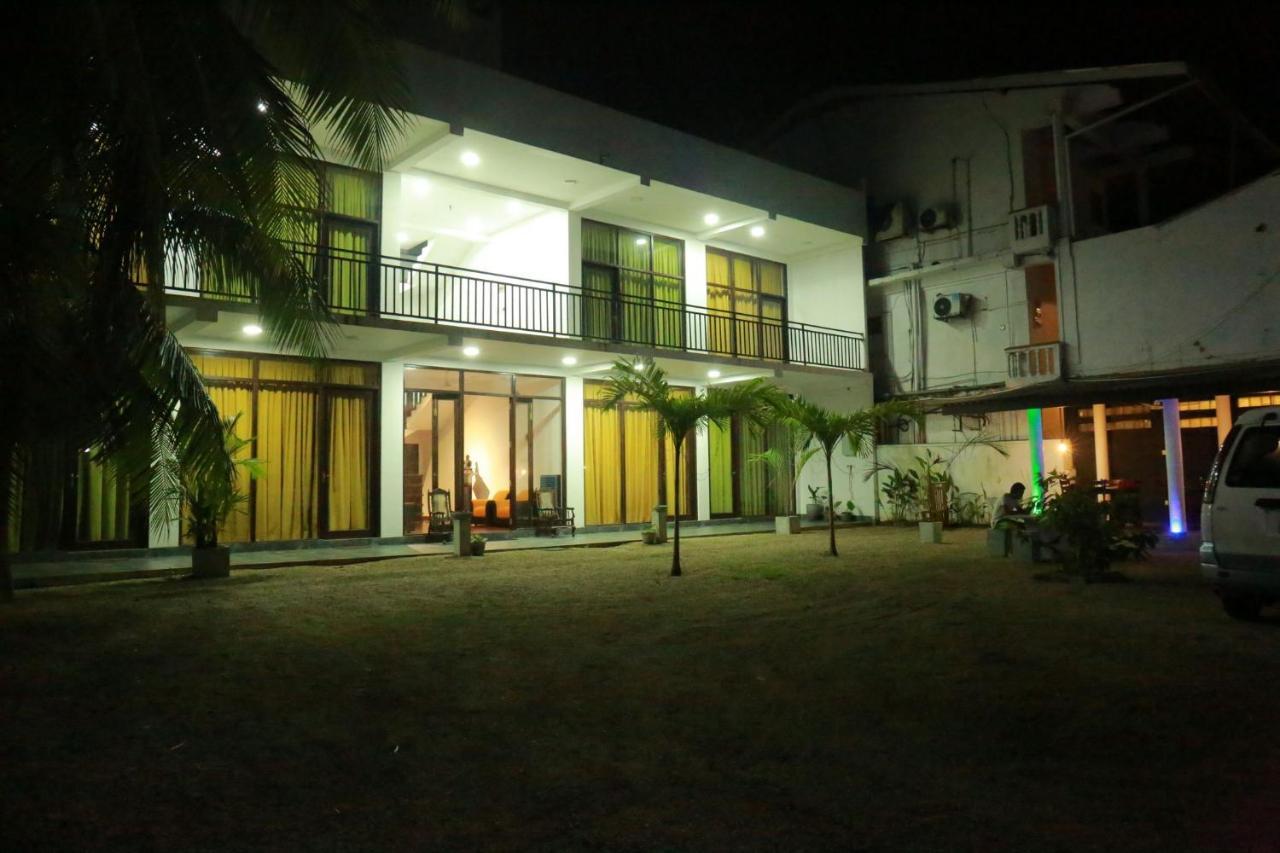 Jayaa Beach Talpe Luaran gambar
