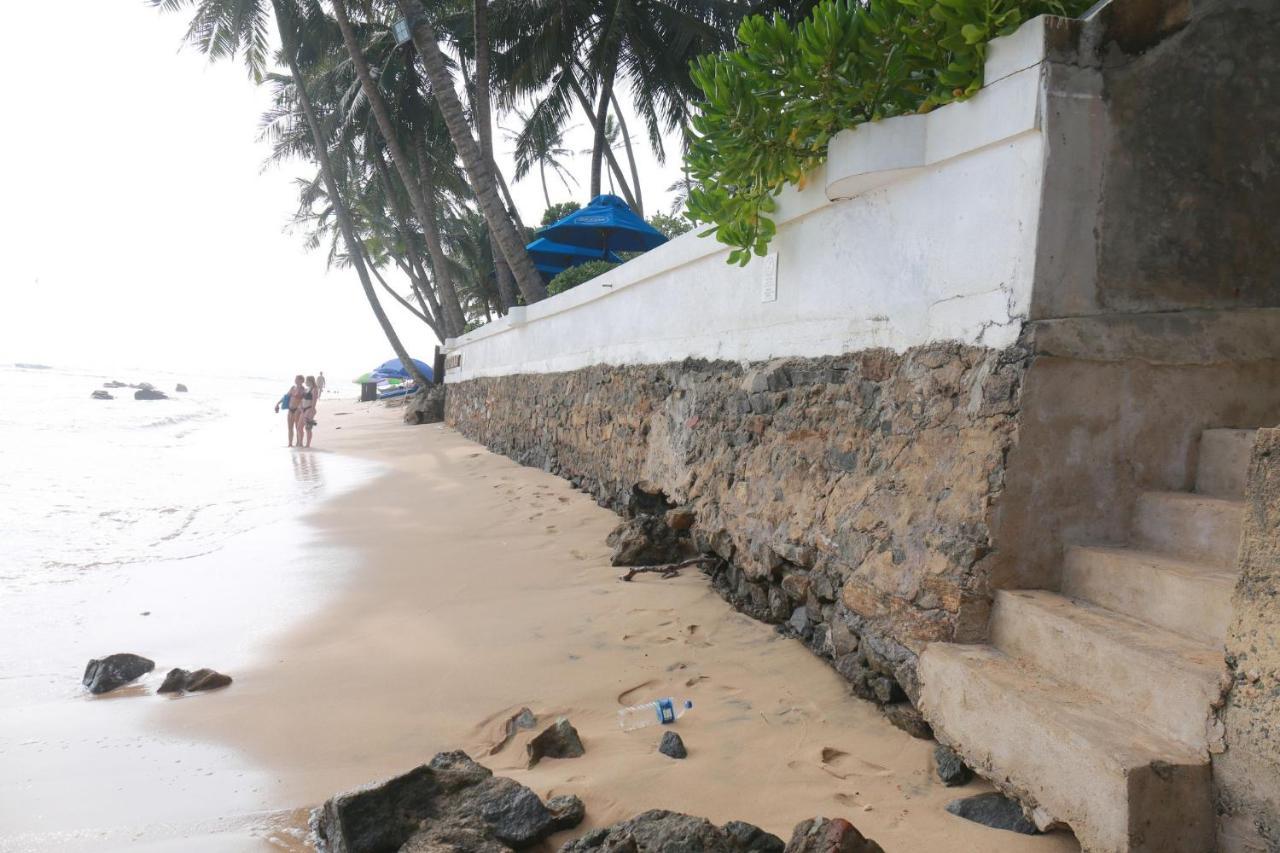 Jayaa Beach Galle Luaran gambar